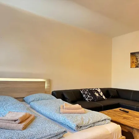 Cozy Nest Eden- *